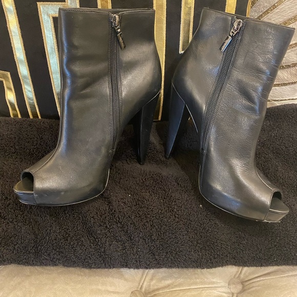 Black Report Signature high heel zip up sexy peep toe booties - Picture 4 of 5